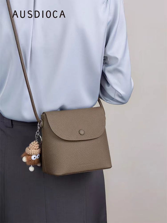 Fashionable bag cowhide with high quality